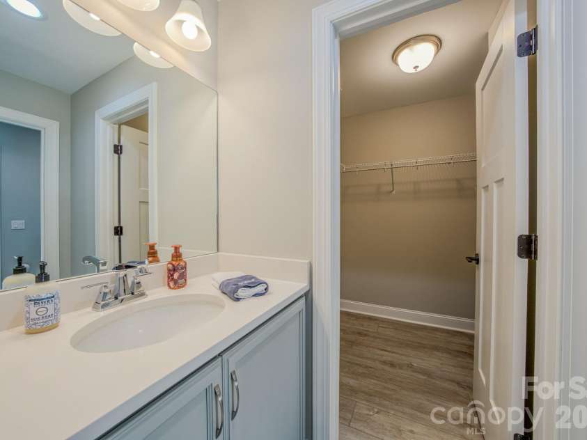2488 Catawba Falls Parkway, Black Mountain, NC 28711.  MLS# CAR4388597, YatesRealty ID 30516. 