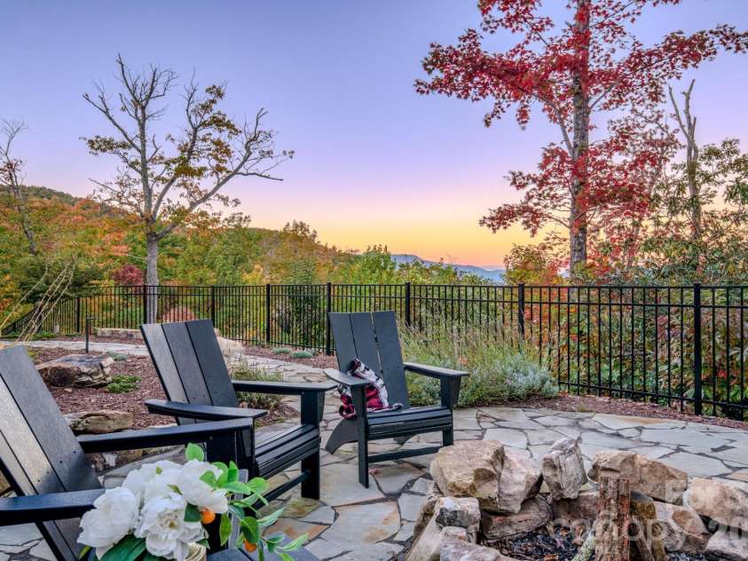 2488 Catawba Falls Parkway, Black Mountain, NC 28711.  MLS# CAR4388597, YatesRealty ID 30516. 