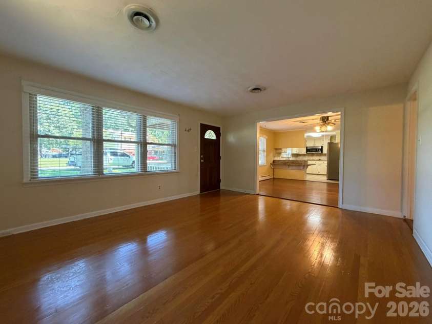 110 1st Street Place, Conover, NC 28613.  MLS# CAR4390442, YatesRealty ID 30517. 