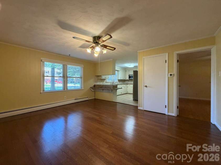 110 1st Street Place, Conover, NC 28613.  MLS# CAR4390442, YatesRealty ID 30517. 