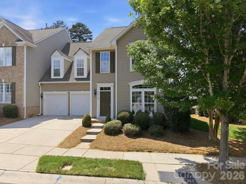 10149 Linksland Drive, Huntersville, NC 28078.  MLS# CAR4386640, YatesRealty ID 30519. 