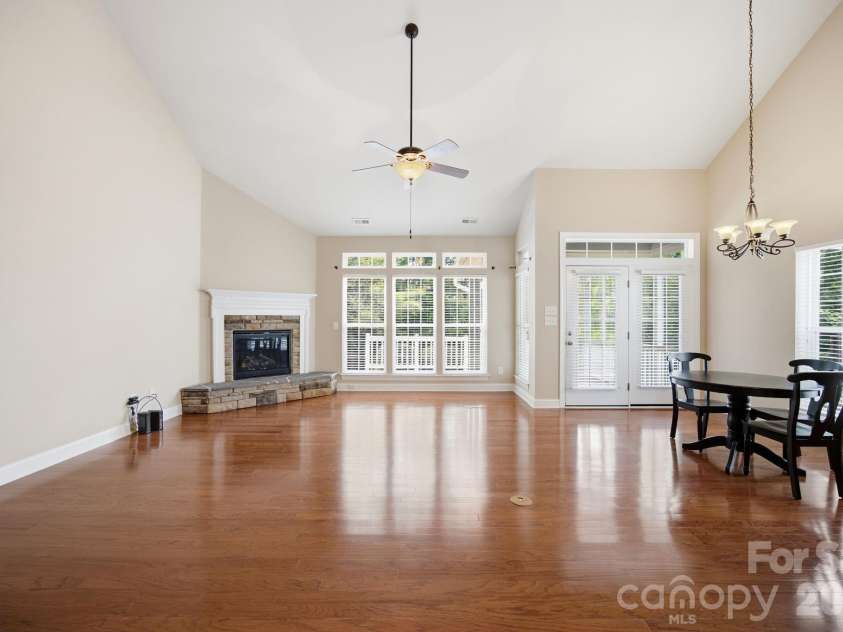 10149 Linksland Drive, Huntersville, NC 28078.  MLS# CAR4386640, YatesRealty ID 30519. 