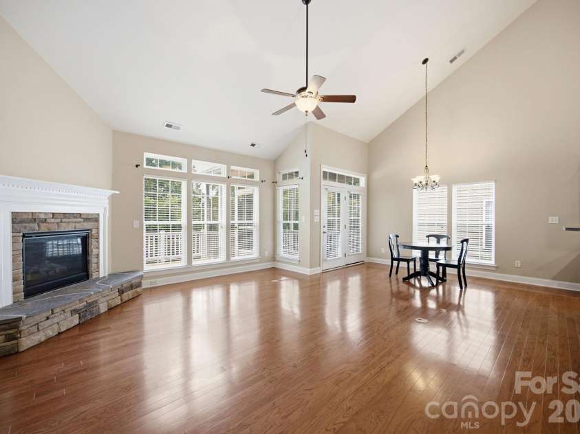 10149 Linksland Drive, Huntersville, NC 28078.  MLS# CAR4386640, YatesRealty ID 30519. 