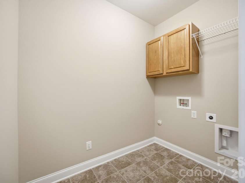 10149 Linksland Drive, Huntersville, NC 28078.  MLS# CAR4386640, YatesRealty ID 30519. 