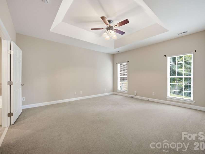 10149 Linksland Drive, Huntersville, NC 28078.  MLS# CAR4386640, YatesRealty ID 30519. 