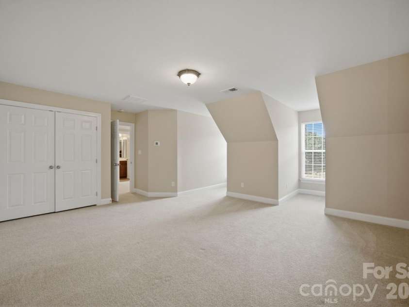 10149 Linksland Drive, Huntersville, NC 28078.  MLS# CAR4386640, YatesRealty ID 30519. 