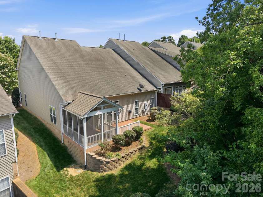 10149 Linksland Drive, Huntersville, NC 28078.  MLS# CAR4386640, YatesRealty ID 30519. 