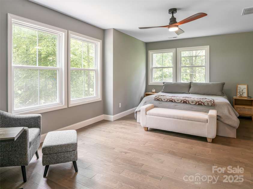 239 Bonnies Meadow Place, Asheville, NC 28806.  MLS# CAR4279570, YatesRealty ID 30519. 