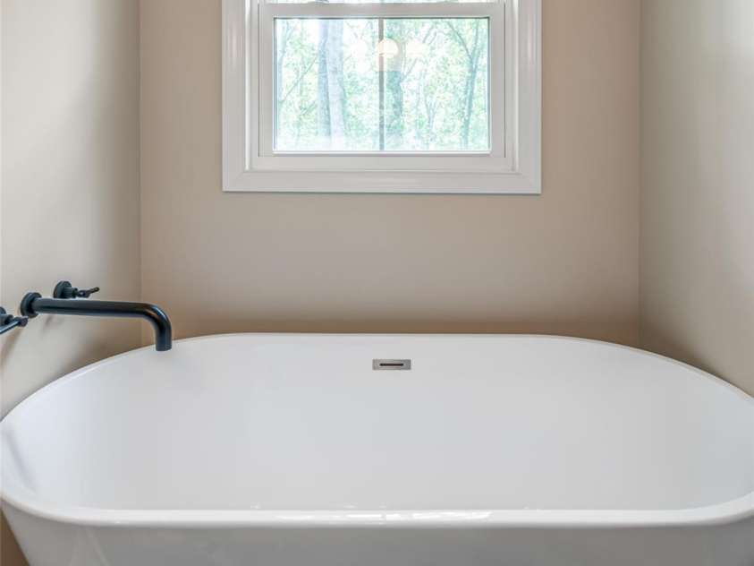 239 Bonnies Meadow Place, Asheville, NC 28806.  MLS# CAR4279570, YatesRealty ID 30519. 