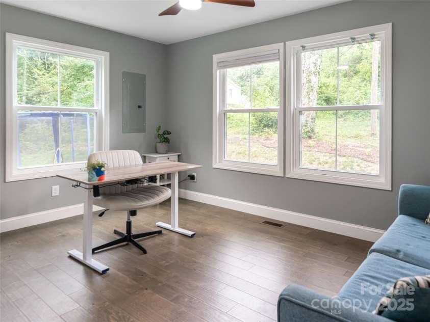 239 Bonnies Meadow Place, Asheville, NC 28806.  MLS# CAR4279570, YatesRealty ID 30519. 