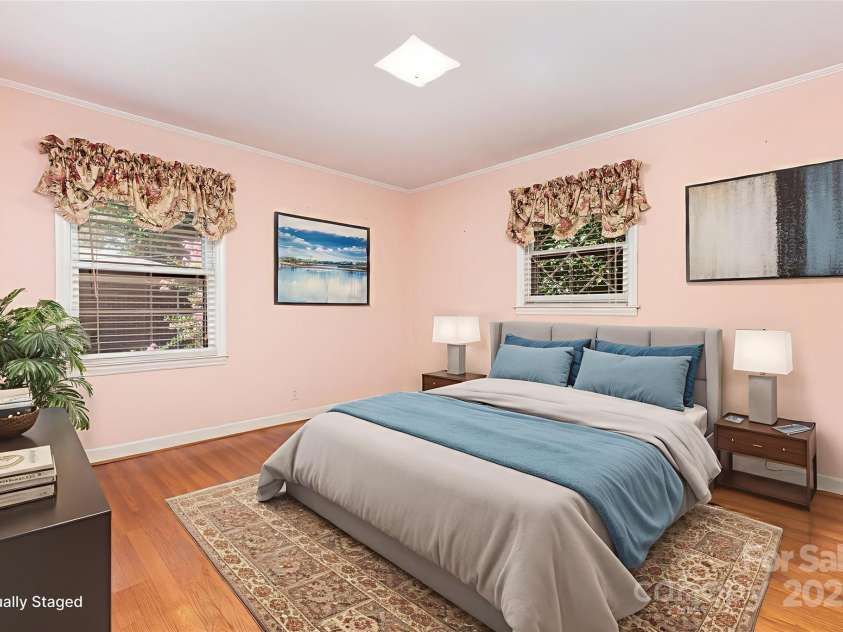 5211 Nations Ford Road, Charlotte, NC 28217.  MLS# CAR4285041, YatesRealty ID 30520. 