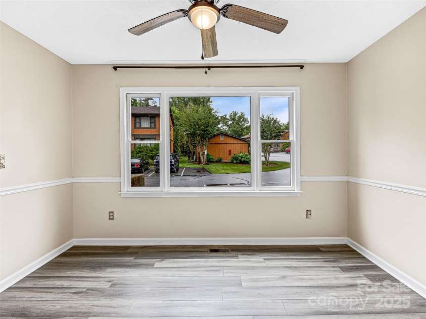 1745 Haywood Manor Road, Hendersonville, NC 28791.  MLS# CAR4277714, YatesRealty ID 30521. 