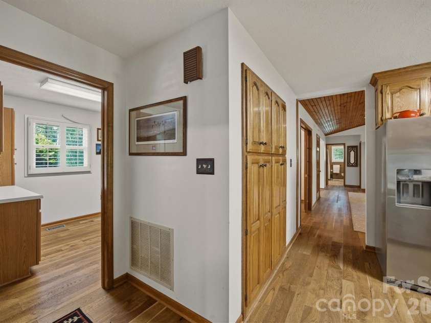 232 Westwood Drive, Morganton, NC 28655.  MLS# CAR4388740, YatesRealty ID 30521. 