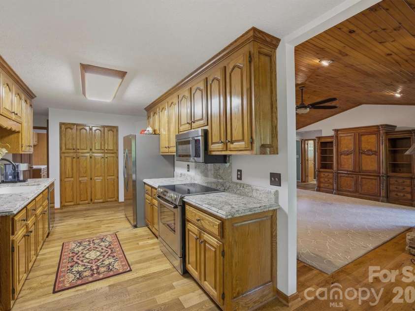 232 Westwood Drive, Morganton, NC 28655.  MLS# CAR4388740, YatesRealty ID 30521. 