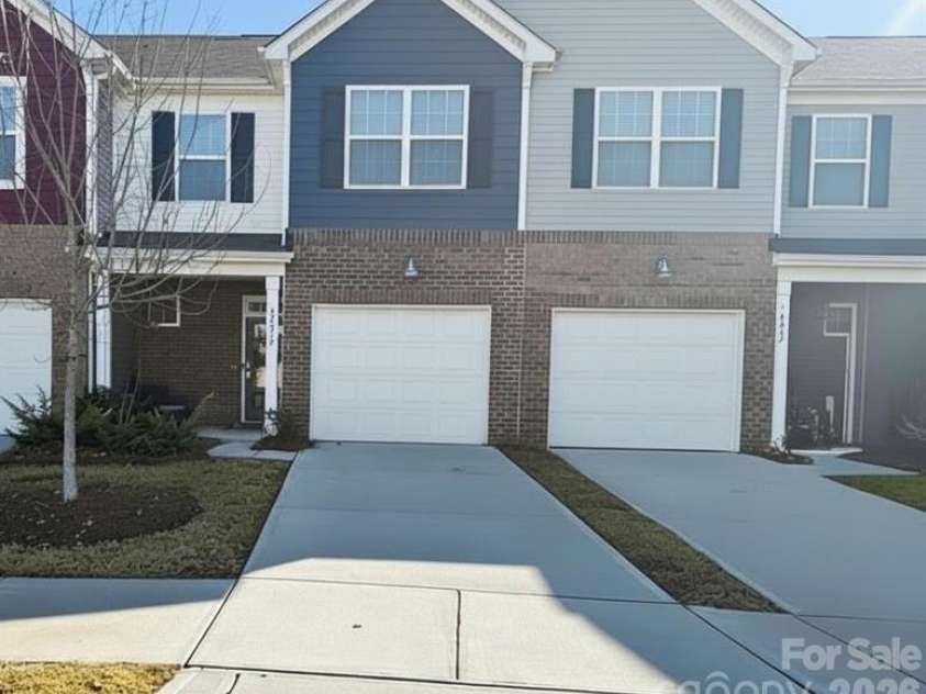 14013 Castle Nook Drive, Charlotte, NC 28273.  MLS# CAR4390659, YatesRealty ID 30522. 