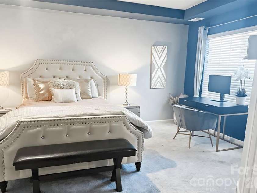 14013 Castle Nook Drive, Charlotte, NC 28273.  MLS# CAR4390659, YatesRealty ID 30522. 