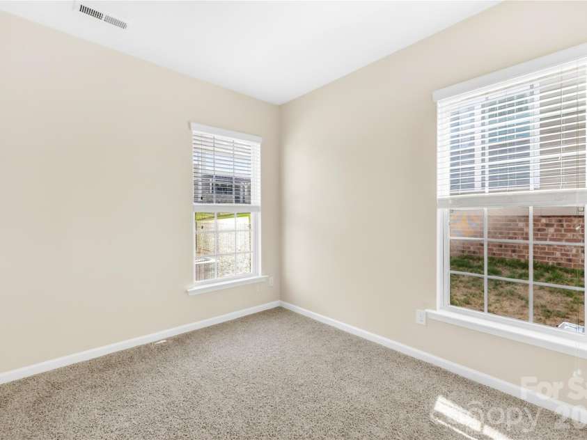 10677 Sky Chase Avenue, Concord, NC 28027.  MLS# CAR4378116, YatesRealty ID 30524. 