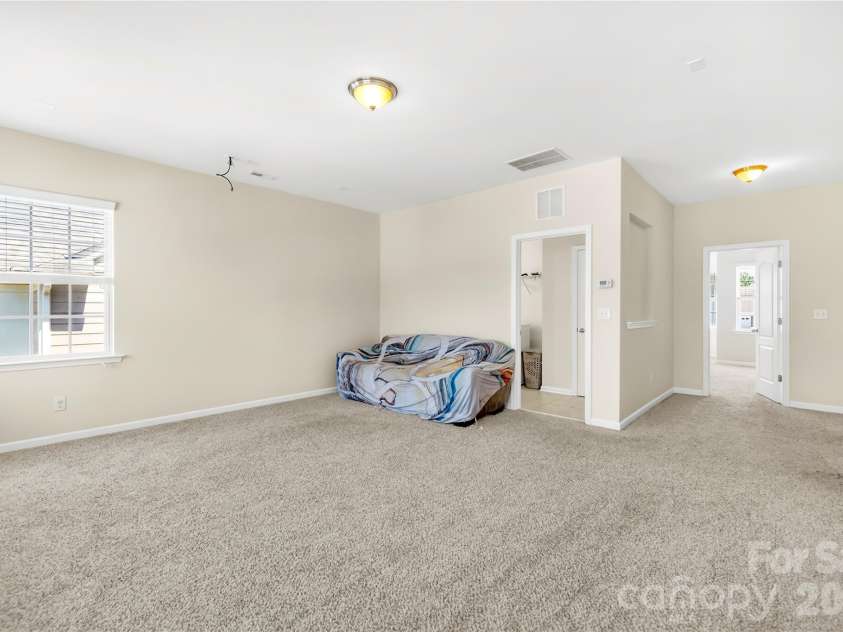 10677 Sky Chase Avenue, Concord, NC 28027.  MLS# CAR4378116, YatesRealty ID 30524. 