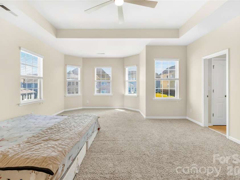 10677 Sky Chase Avenue, Concord, NC 28027.  MLS# CAR4378116, YatesRealty ID 30524. 