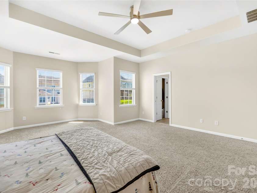 10677 Sky Chase Avenue, Concord, NC 28027.  MLS# CAR4378116, YatesRealty ID 30524. 