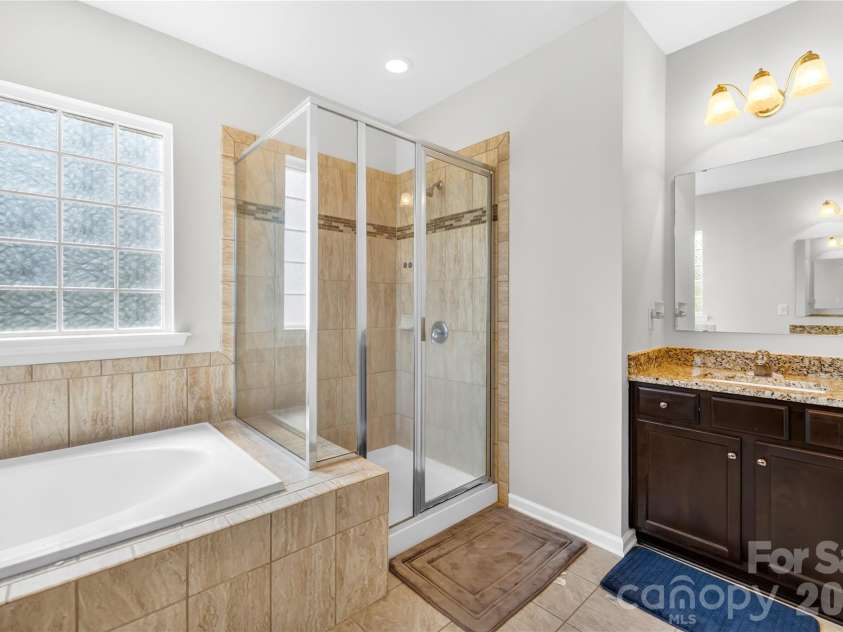 10677 Sky Chase Avenue, Concord, NC 28027.  MLS# CAR4378116, YatesRealty ID 30524. 
