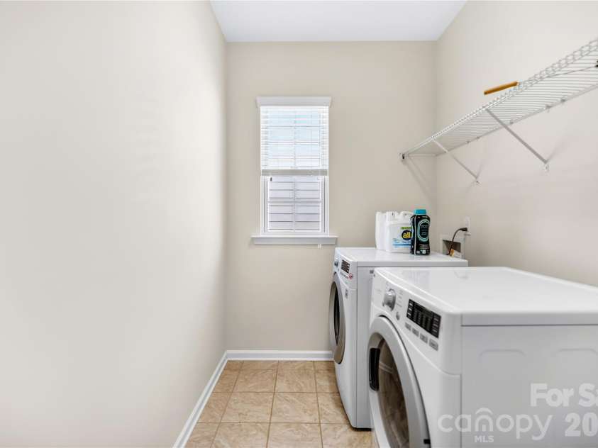 10677 Sky Chase Avenue, Concord, NC 28027.  MLS# CAR4378116, YatesRealty ID 30524. 