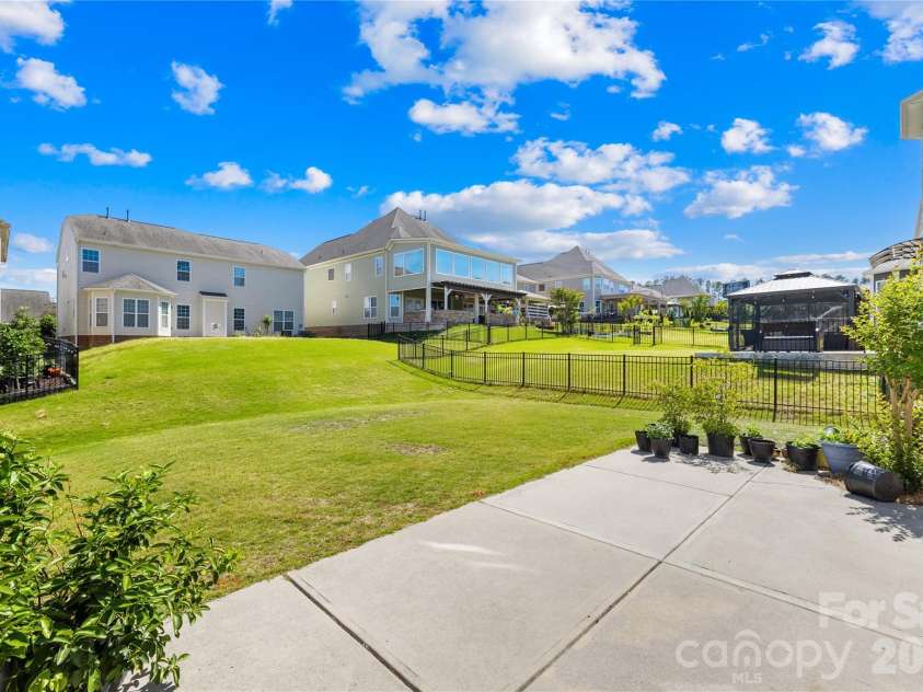 10677 Sky Chase Avenue, Concord, NC 28027.  MLS# CAR4378116, YatesRealty ID 30524. 