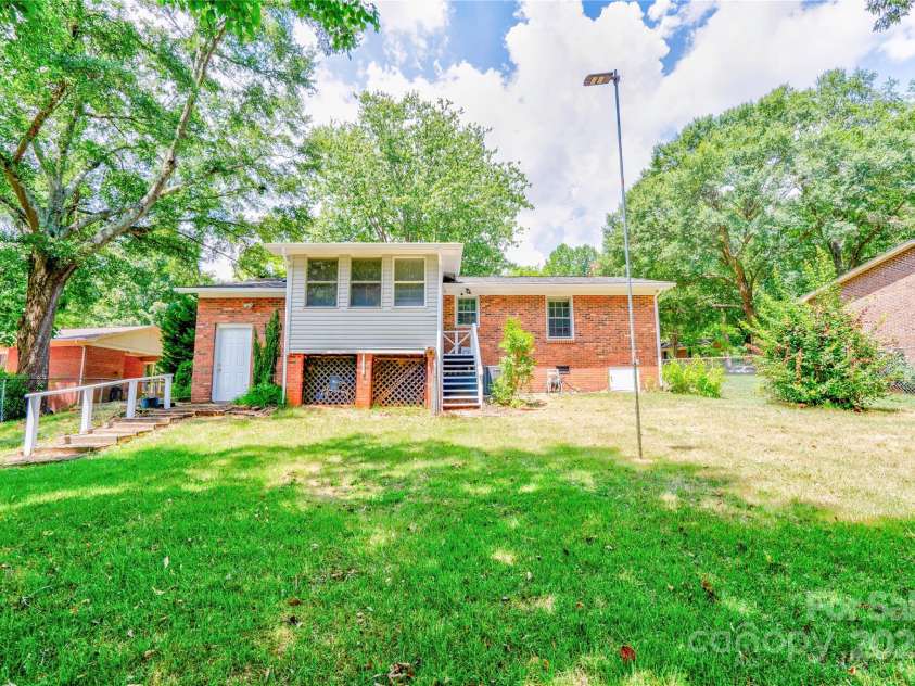 1153 Woodhill Drive, Shelby, NC 28152.  MLS# CAR4284327, YatesRealty ID 30524. Back
