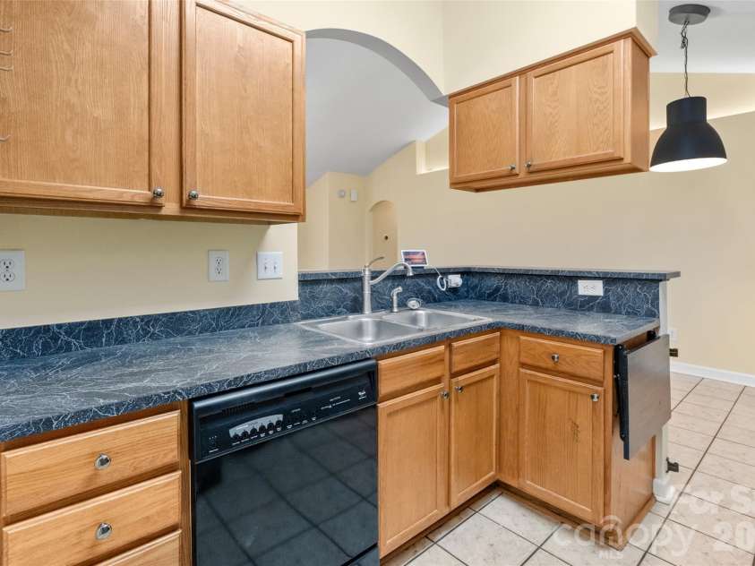 1303 Long Grass Court, Charlotte, NC 28216.  MLS# CAR4390381, YatesRealty ID 30525. 