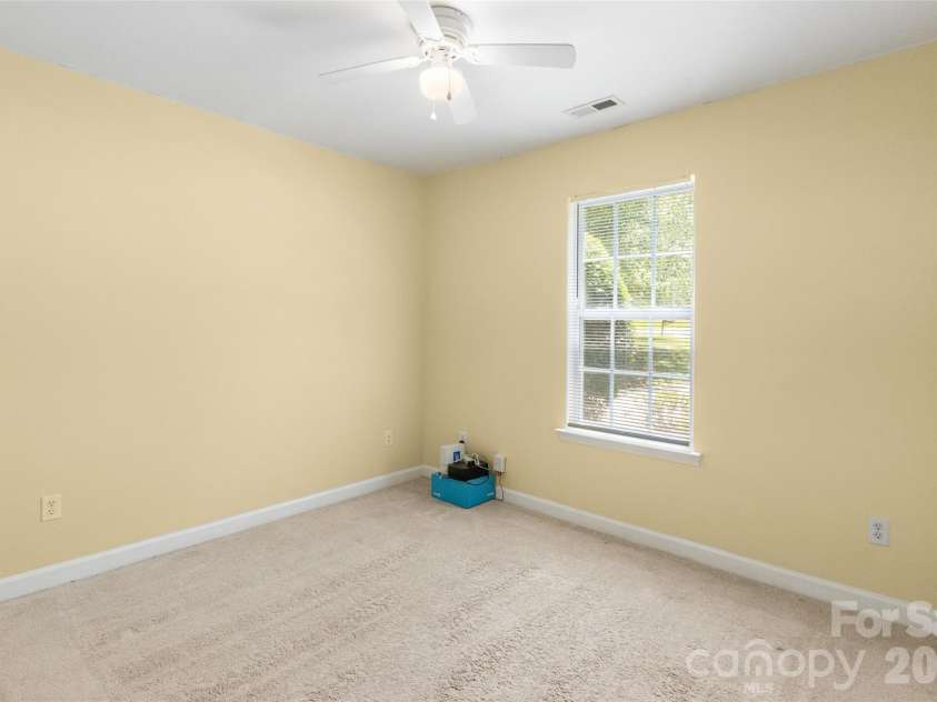 1303 Long Grass Court, Charlotte, NC 28216.  MLS# CAR4390381, YatesRealty ID 30525. 