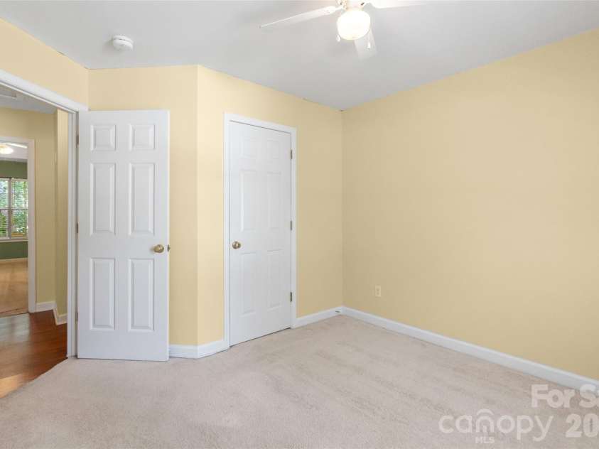 1303 Long Grass Court, Charlotte, NC 28216.  MLS# CAR4390381, YatesRealty ID 30525. 