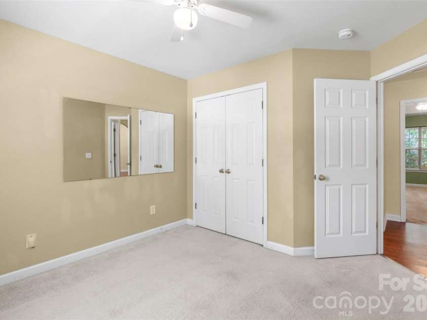 1303 Long Grass Court, Charlotte, NC 28216.  MLS# CAR4390381, YatesRealty ID 30525. 