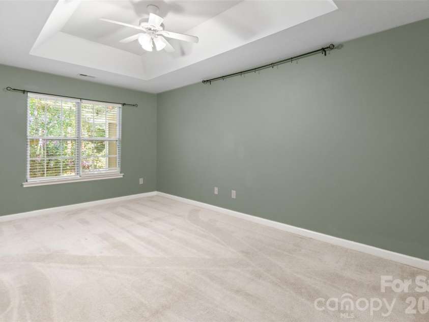 1303 Long Grass Court, Charlotte, NC 28216.  MLS# CAR4390381, YatesRealty ID 30525. 