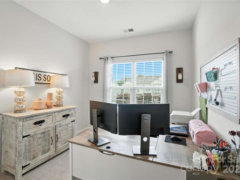 436 Spring Gardens Drive, Belmont, NC 28012.  MLS# CAR4283881, YatesRealty ID 30528. 