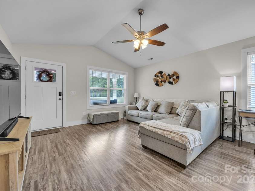 3165 Spencer Road, Conover, NC 28613.  MLS# CAR4286883, YatesRealty ID 30529. 