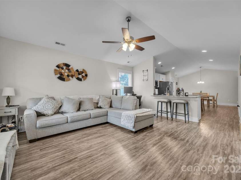 3165 Spencer Road, Conover, NC 28613.  MLS# CAR4286883, YatesRealty ID 30529. 