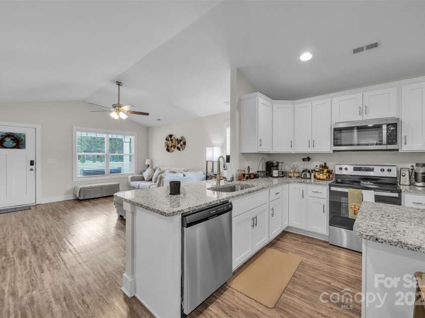 3165 Spencer Road, Conover, NC 28613.  MLS# CAR4286883, YatesRealty ID 30529. 