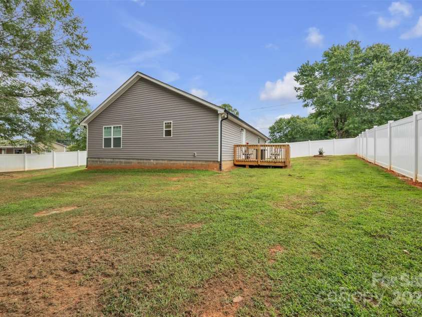 3165 Spencer Road, Conover, NC 28613.  MLS# CAR4286883, YatesRealty ID 30529. 
