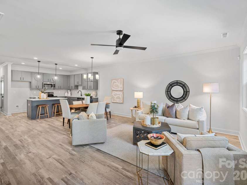 2912 Dogwood Avenue, Charlotte, NC 28206.  MLS# CAR4309456, YatesRealty ID 3053. 