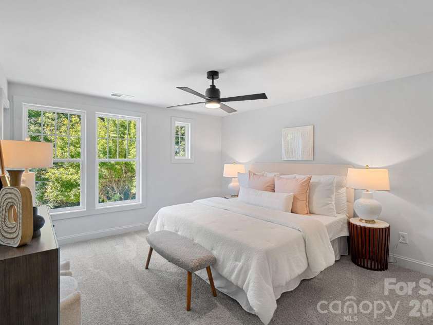 2912 Dogwood Avenue, Charlotte, NC 28206.  MLS# CAR4309456, YatesRealty ID 3053. 