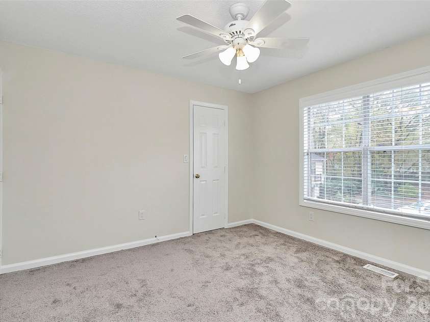 703 Heritage Parkway, Fort Mill, SC 29715.  MLS# CAR4371693, YatesRealty ID 3053. 