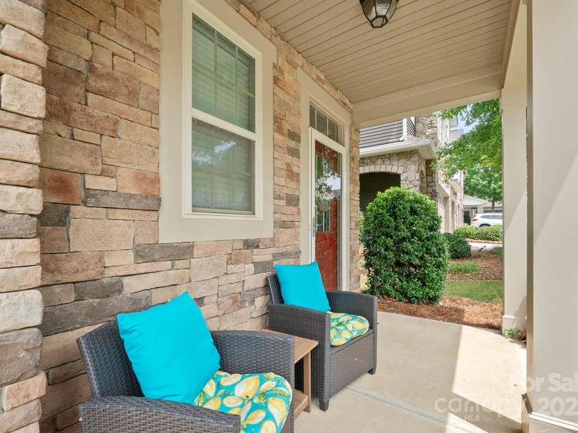 7322 Dulnian Way, Charlotte, NC 28278.  MLS# CAR4272540, YatesRealty ID 30530. Cozy front porch.