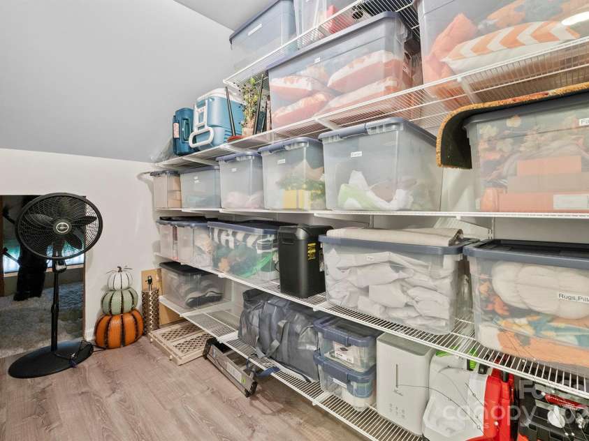7322 Dulnian Way, Charlotte, NC 28278.  MLS# CAR4272540, YatesRealty ID 30530. Huge storage area for all your needs.
