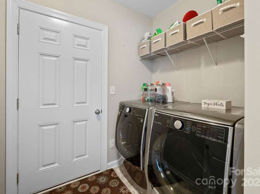 7322 Dulnian Way, Charlotte, NC 28278.  MLS# CAR4272540, YatesRealty ID 30530. Laundry room with included washer and dryer.