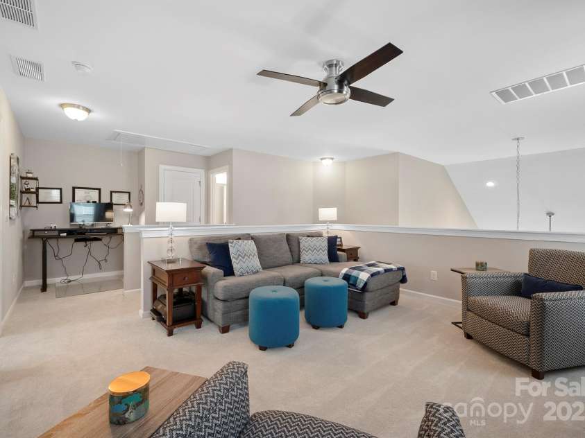 7322 Dulnian Way, Charlotte, NC 28278.  MLS# CAR4272540, YatesRealty ID 30530. Loft area with computer niche area great for working from home.