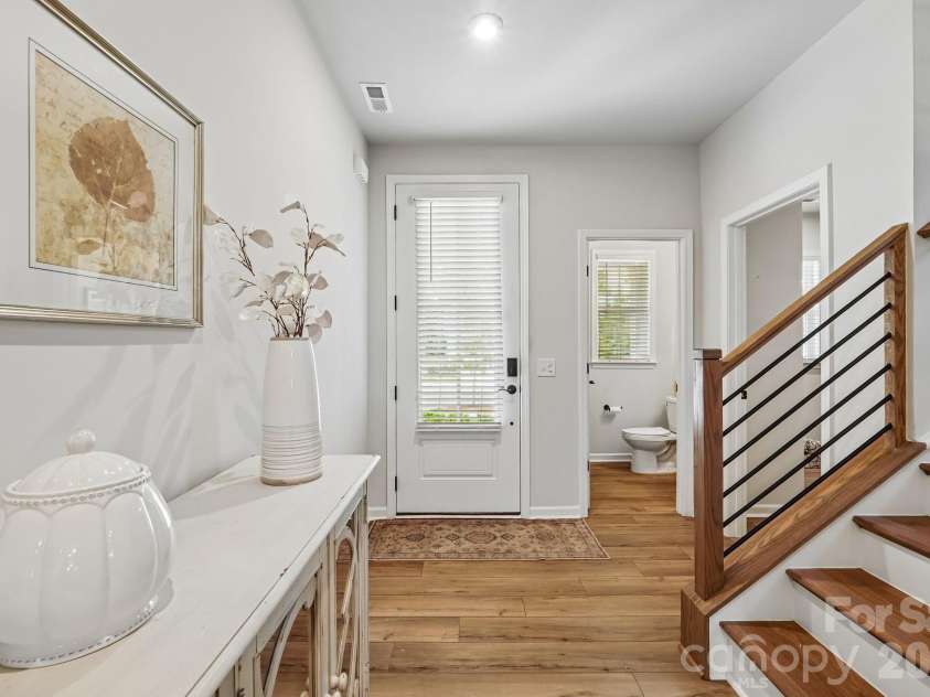 8137 Franklin Trail Street, Charlotte, NC 28227.  MLS# CAR4381069, YatesRealty ID 30530. 