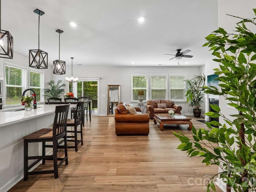 8137 Franklin Trail Street, Charlotte, NC 28227.  MLS# CAR4381069, YatesRealty ID 30530. 