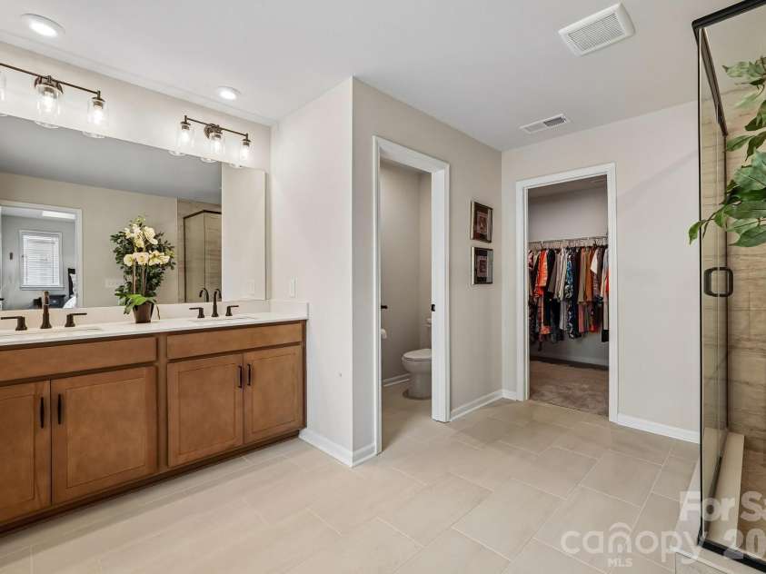 8137 Franklin Trail Street, Charlotte, NC 28227.  MLS# CAR4381069, YatesRealty ID 30530. 