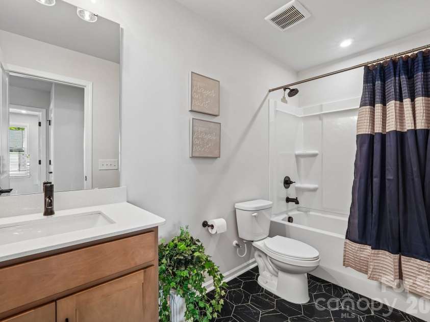 8137 Franklin Trail Street, Charlotte, NC 28227.  MLS# CAR4381069, YatesRealty ID 30530. 