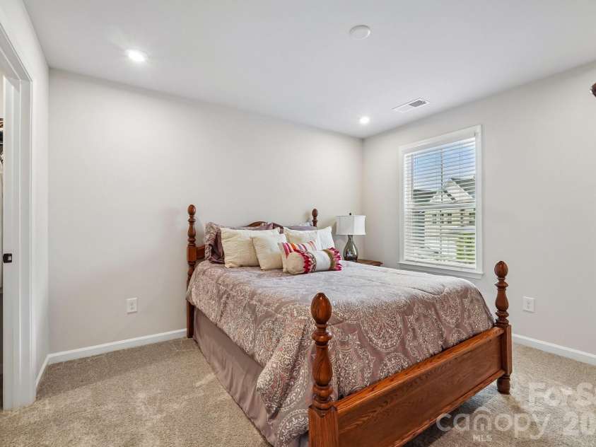 8137 Franklin Trail Street, Charlotte, NC 28227.  MLS# CAR4381069, YatesRealty ID 30530. 